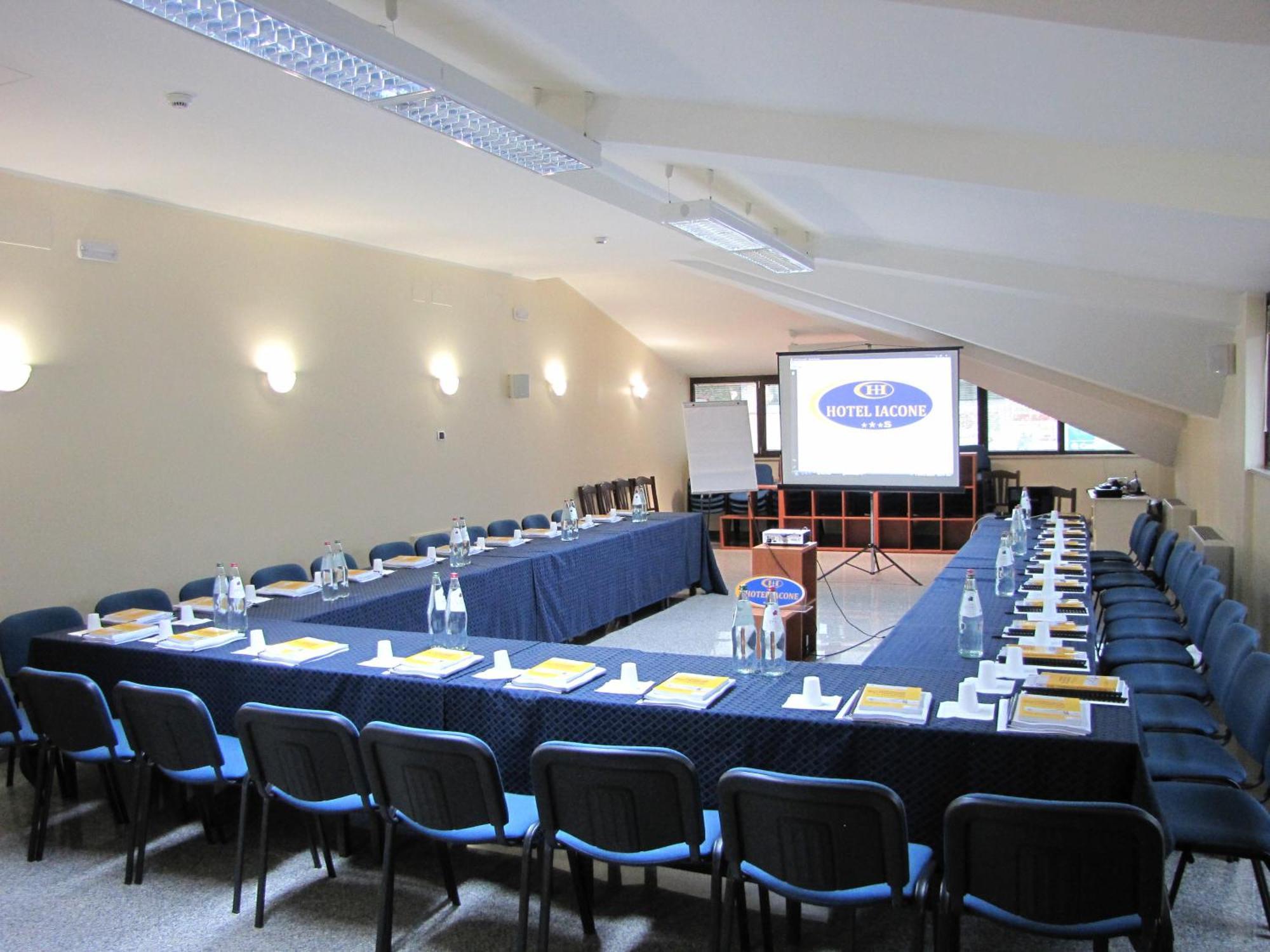 קייטי Hotel Iacone מראה חיצוני תמונה