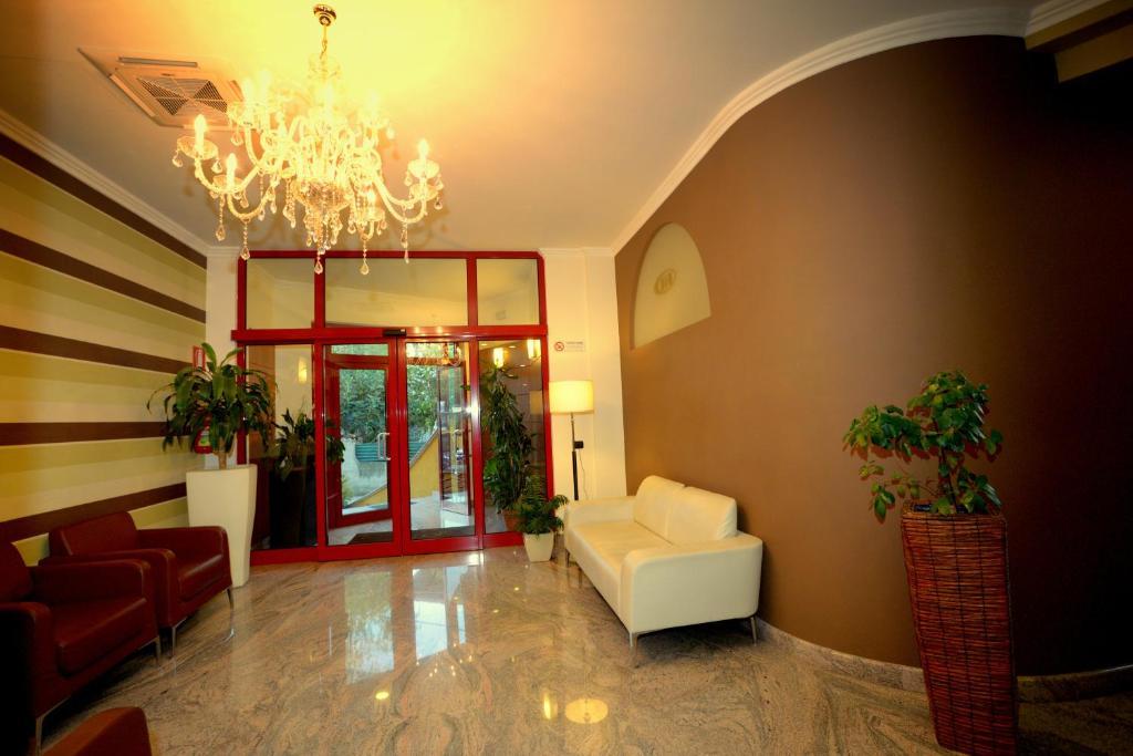 קייטי Hotel Iacone מראה חיצוני תמונה