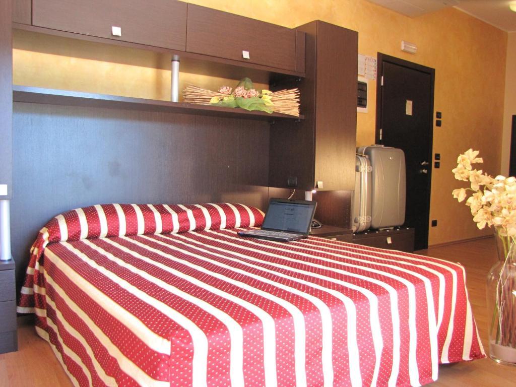 קייטי Hotel Iacone חדר תמונה