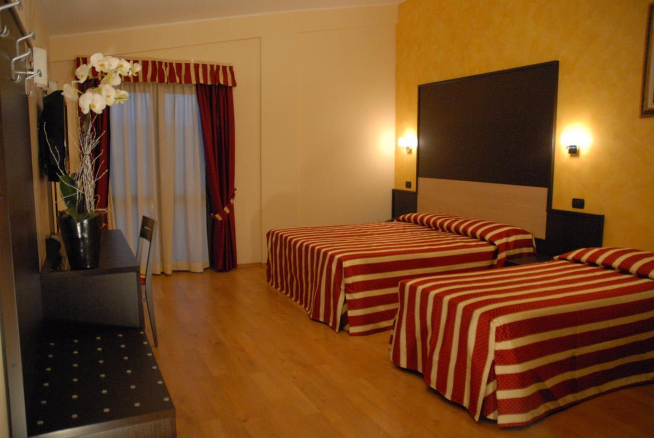 קייטי Hotel Iacone חדר תמונה
